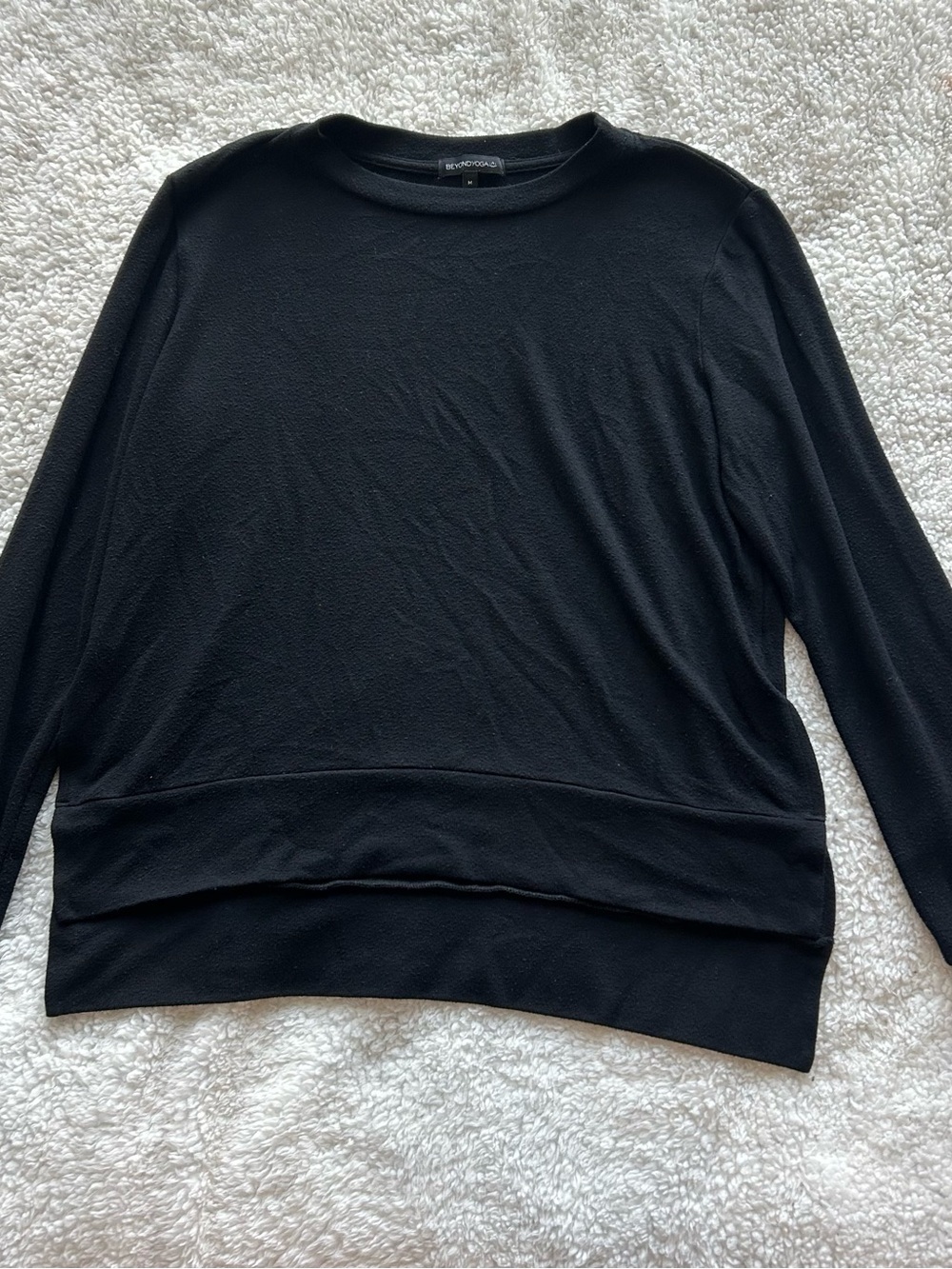 Beyond Yoga Black Crewneck Long Sleeve Top